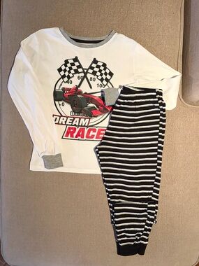 GEORGE BOYS RACE CAR LONG SLEEVE PYJAMA SET